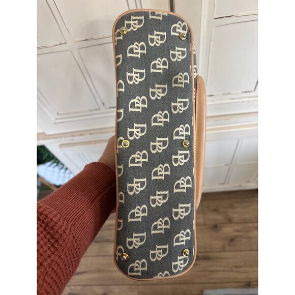 Dooney & Bourke monogram canvas handbag satchel bag - Picture 5 of 8